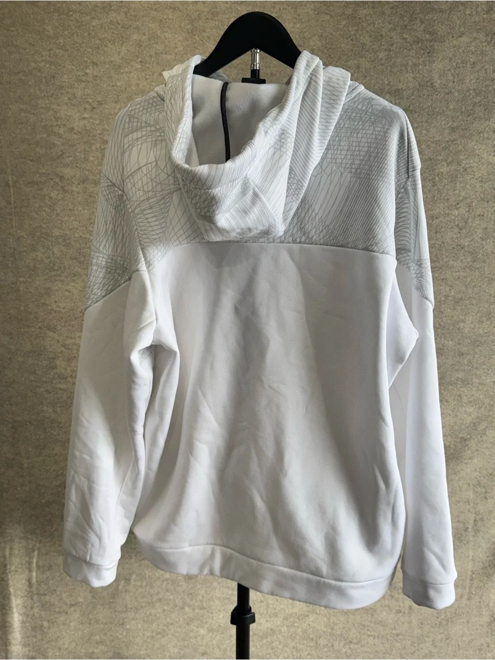 Nike Dri-FIT Men’s XL White Gray Geometric Pullover Hoodie Training Athletic